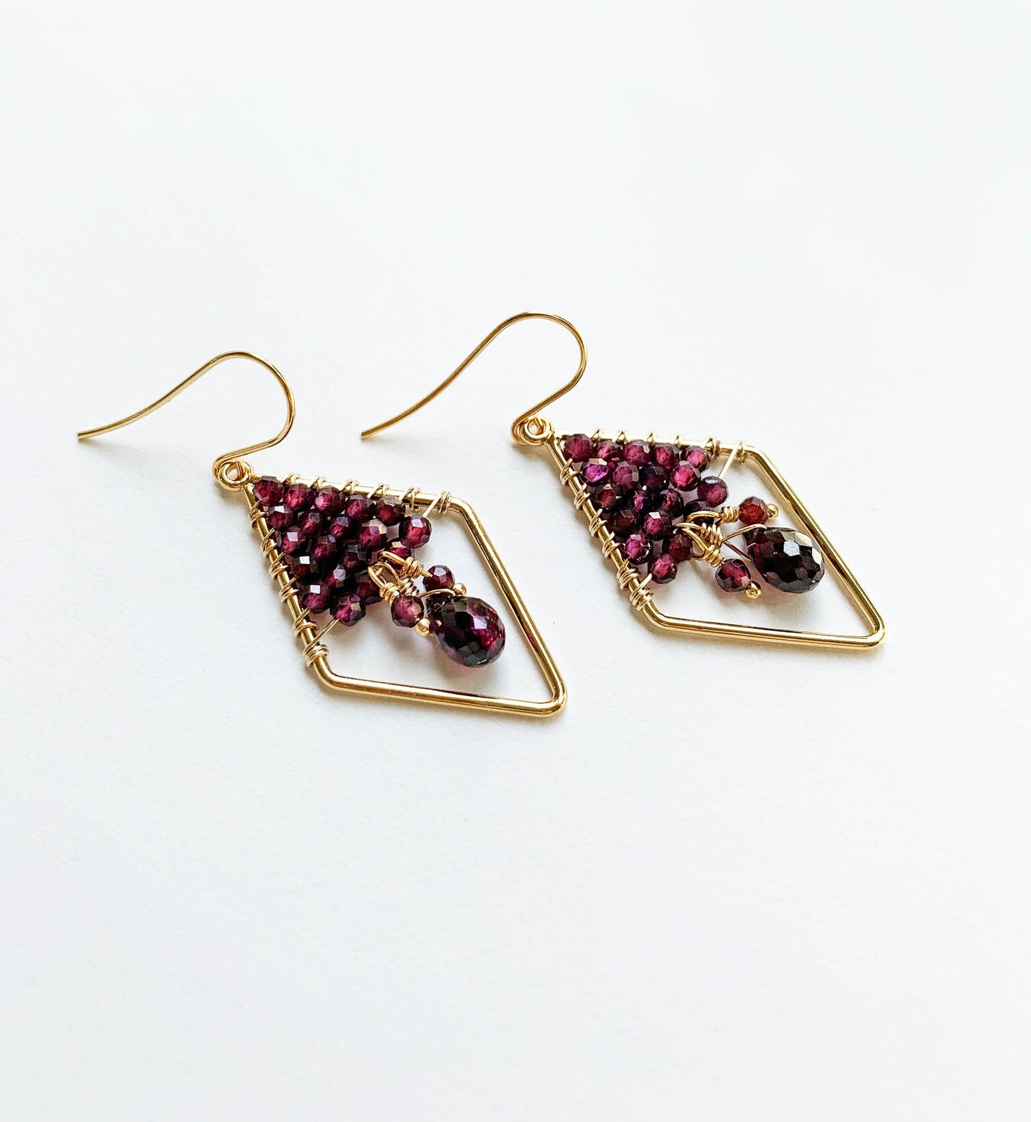 Garnet Rhombus Earrings