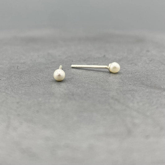 Silver 3mm Freshwater Pearl Studs